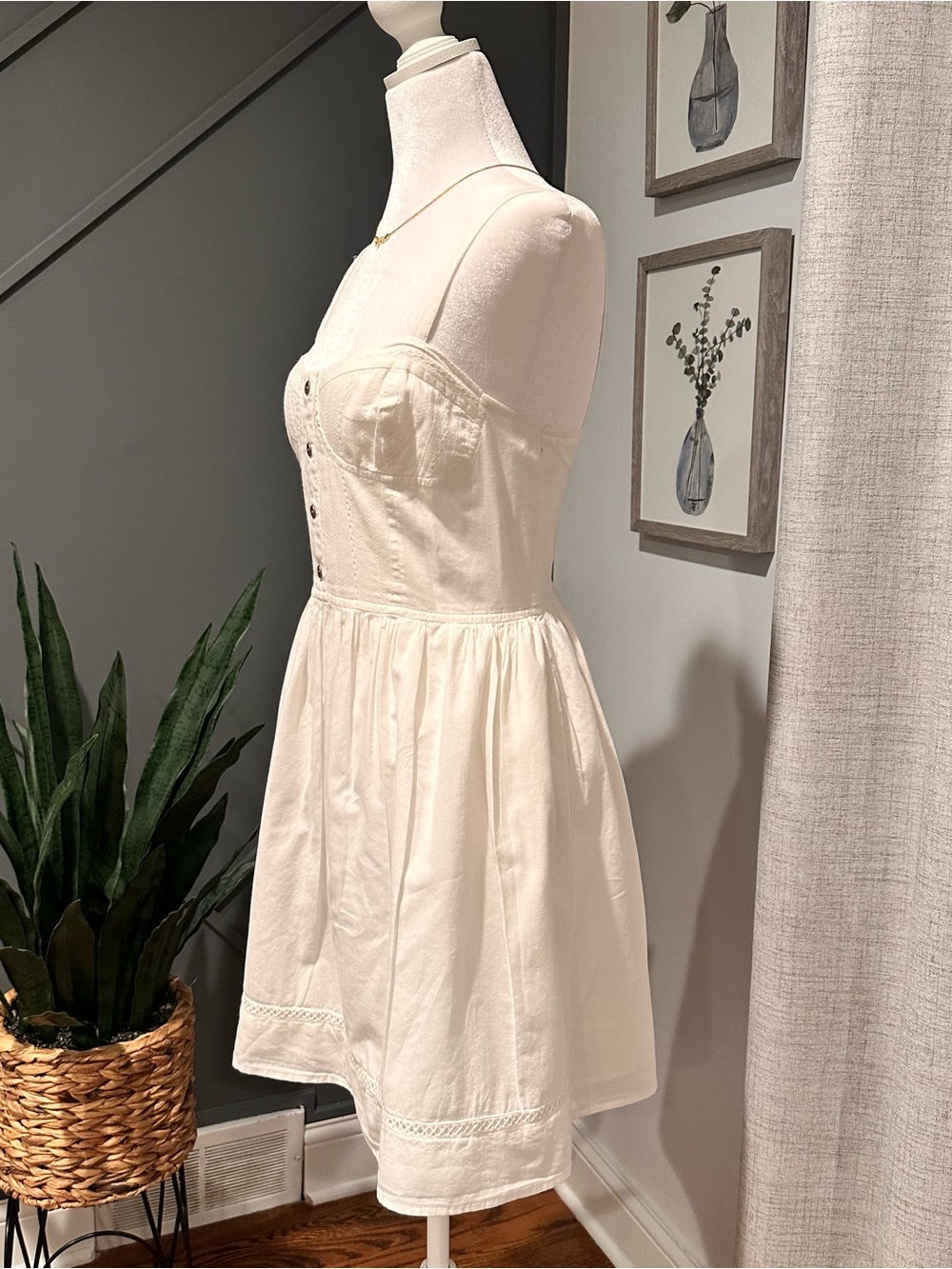 Band of Gypsies Wite babydoll coastal cowgirl Button-Up Sundress - Picture 5 of 8